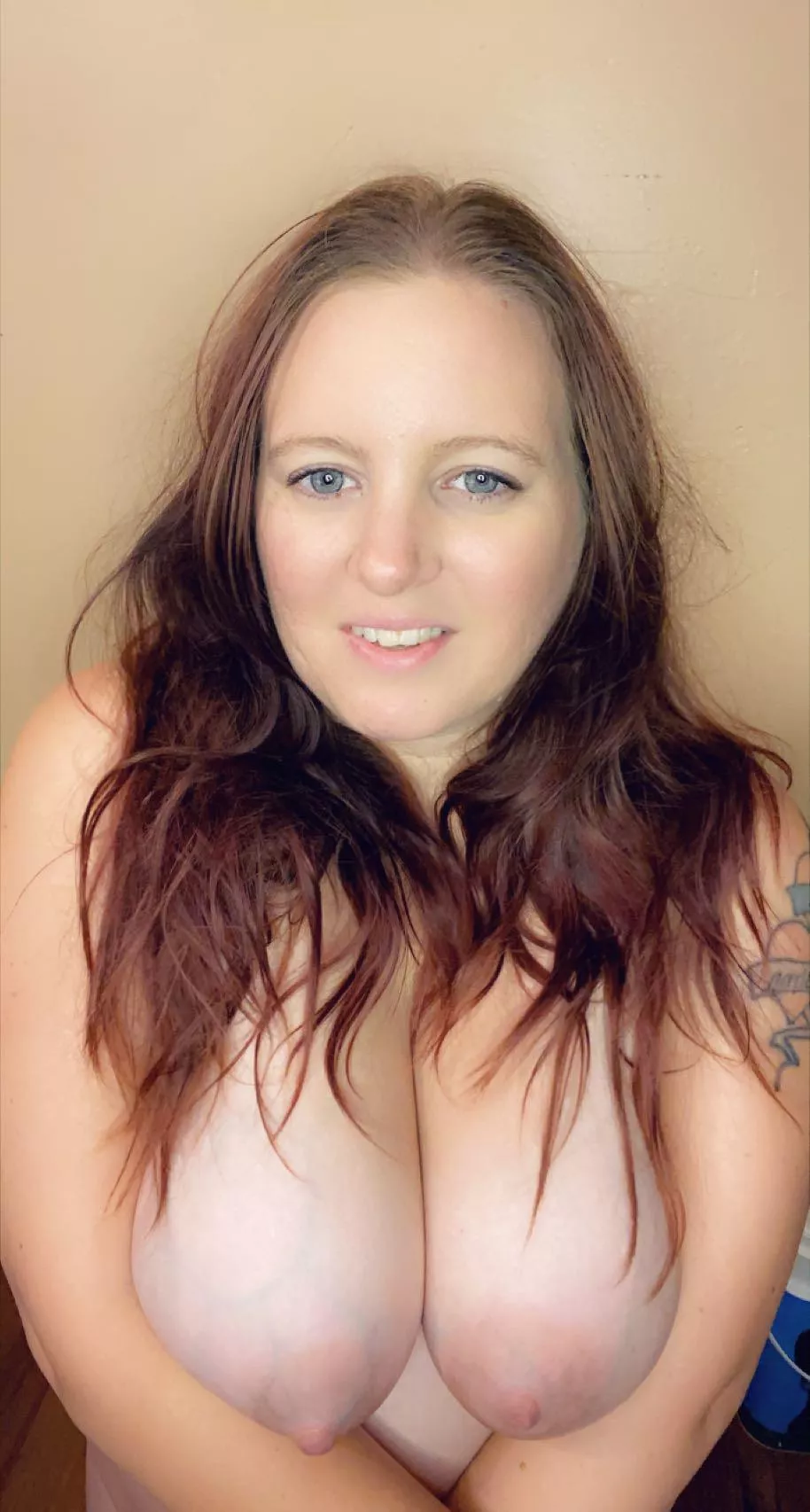 Want to be the reason my hair is wild?? 😉😈 posted by Felicia_blueeyes