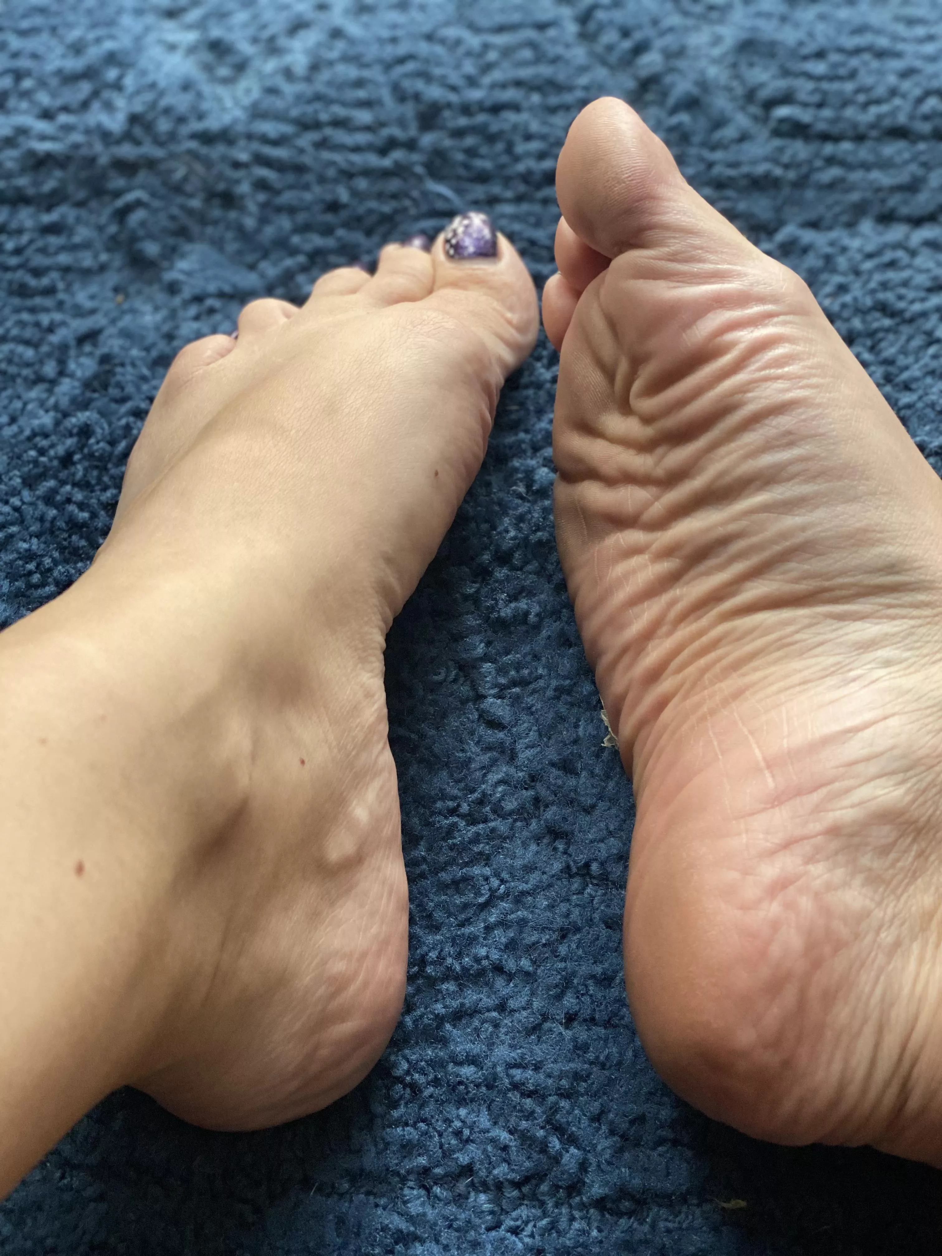 Want to clean my dirty feet? posted by PeepToeSassySue