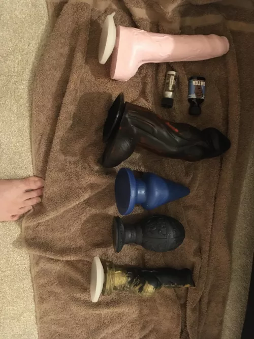 Want to come over ? 😈 by Brave_SirRobin1