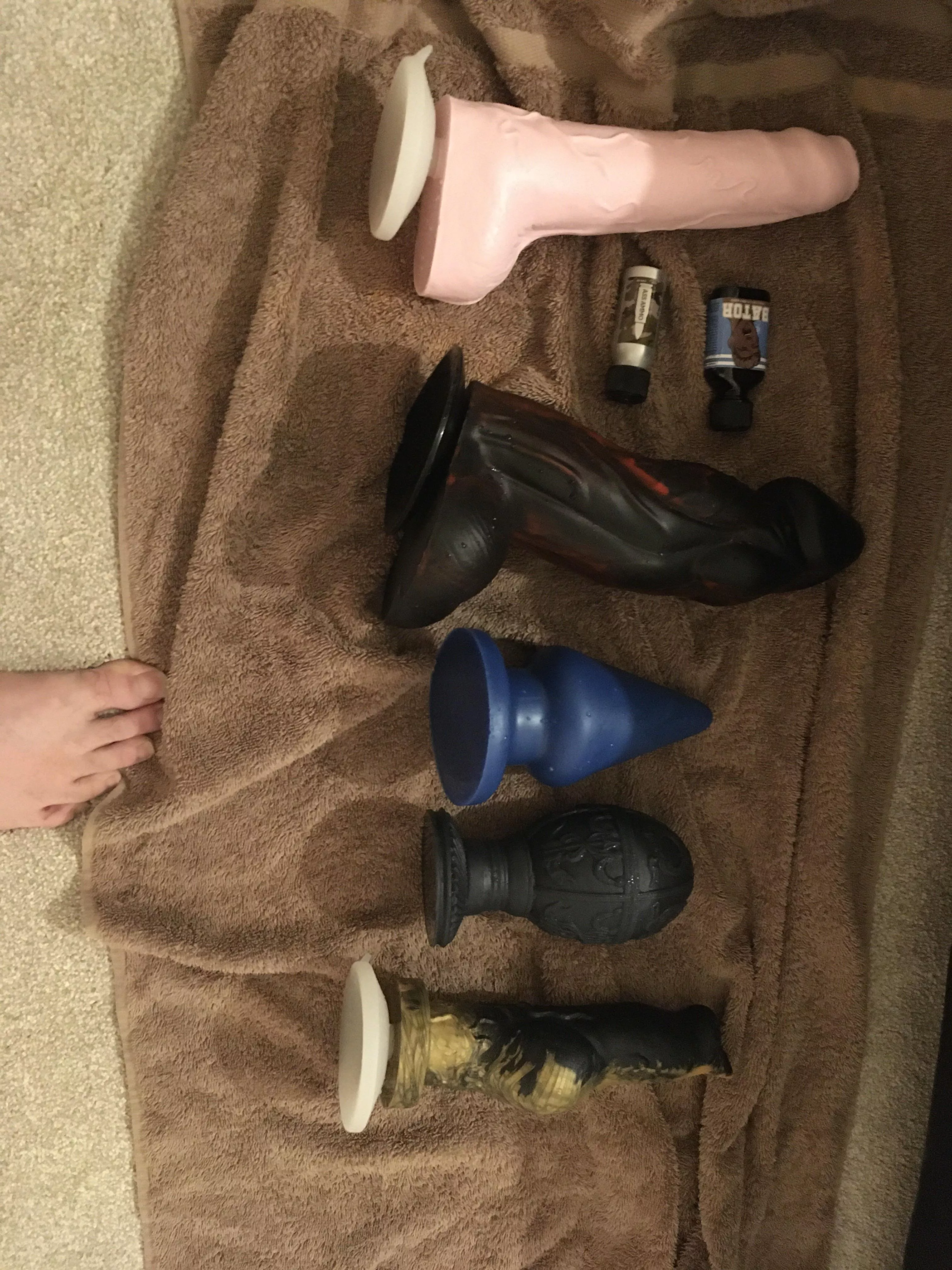 Want to come over ? 😈 posted by Brave_SirRobin1