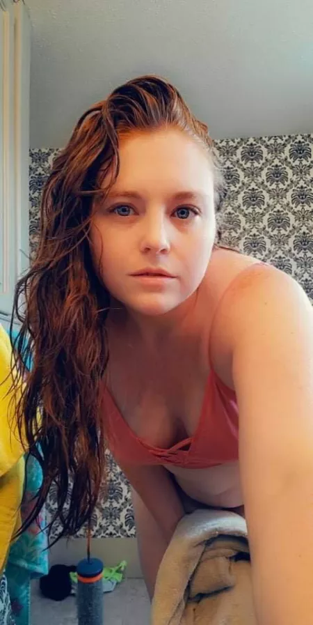 Want to get wet in the rayne ? by raynemercy