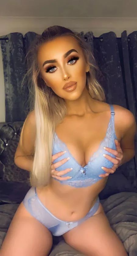 Want to hold them? by Kirstxm