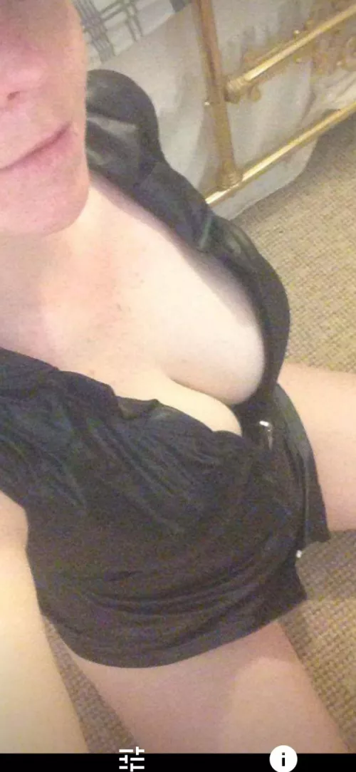 Want to know how many of you would like to fuck me to prove a point to my husband detail of what u want to do with me appreciated don't hold back lol by Complete_Ad8666