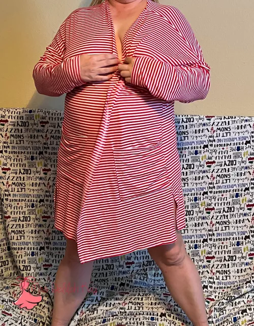 want to know what's under my cardigan? by mrsdelilahkay