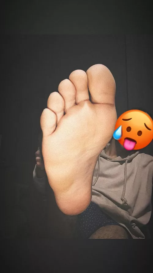 want to lick?😈🥵😋😋 by UnderstandingDeep789