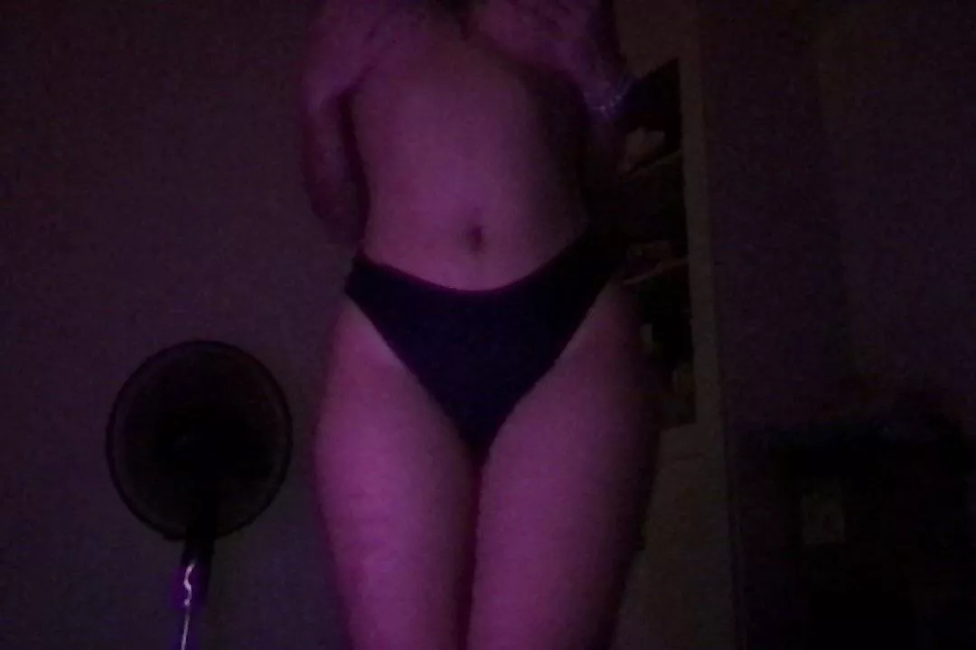 want to see how it's like from the back? posted by BellaGh0st