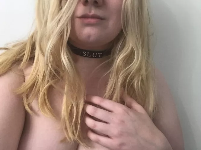 want to see how much of a slut I can be? link in comments! 😇live sexting ✨ custom pics & vids ✨ dick ratings ✨ by vvanillabeann