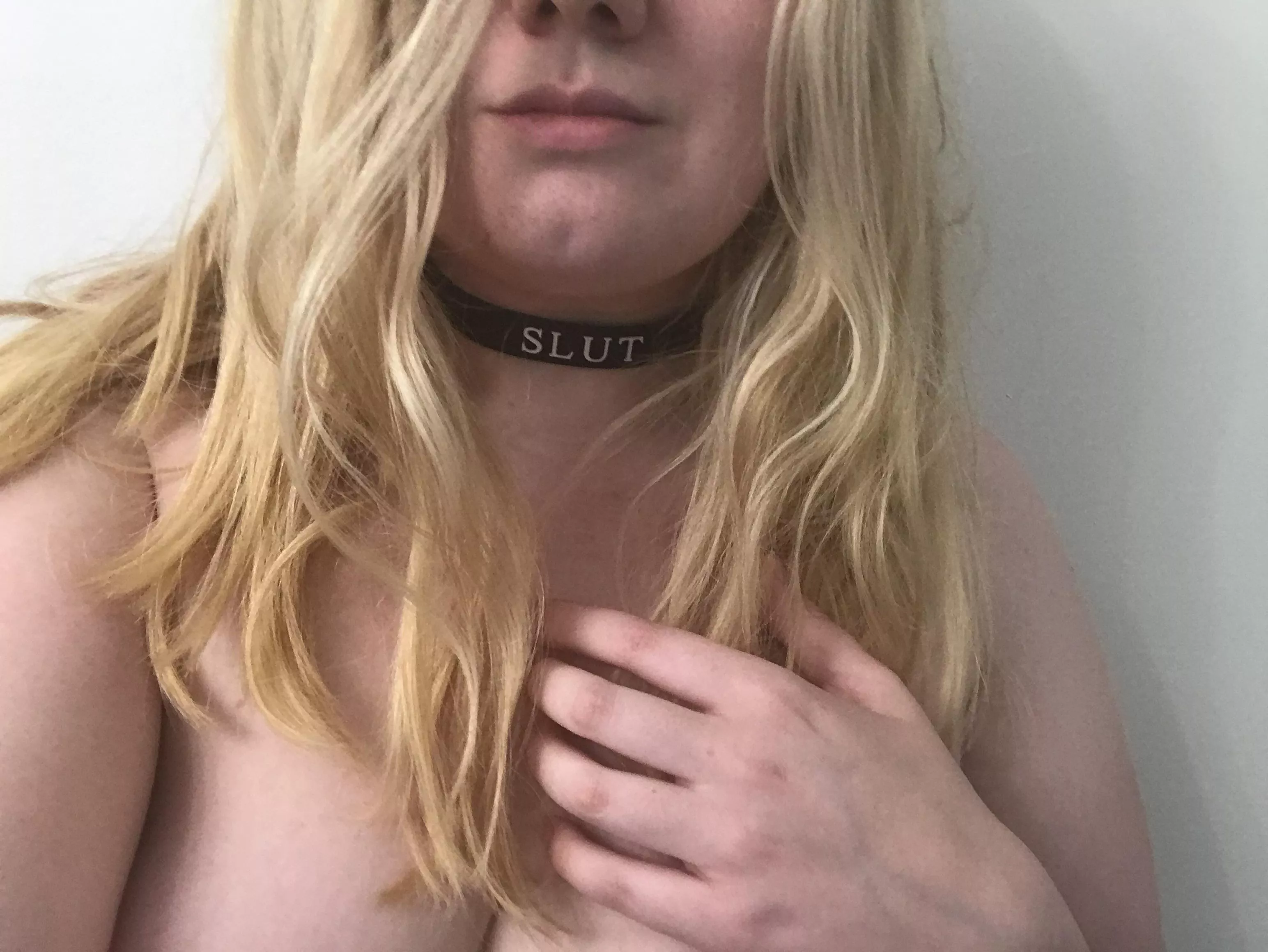 want to see how much of a slut I can be? link in comments! 😇live sexting ✨ custom pics & vids ✨ dick ratings ✨ posted by vvanillabeann