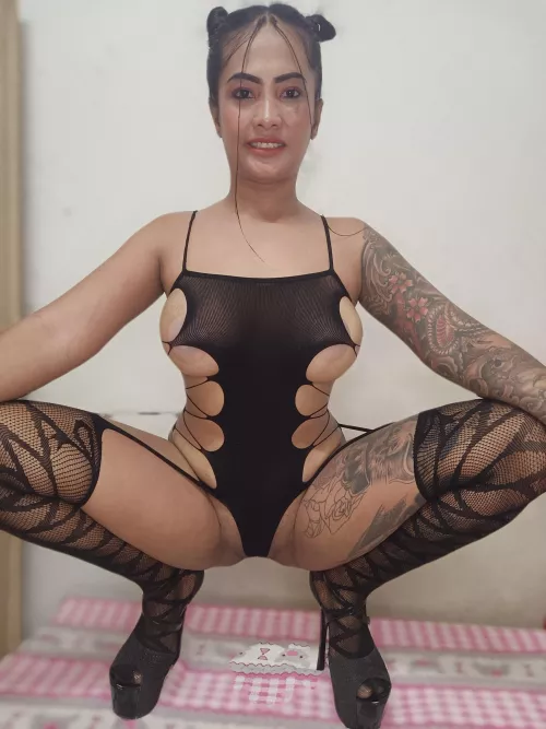 want to see my nipples... by cocontsoil