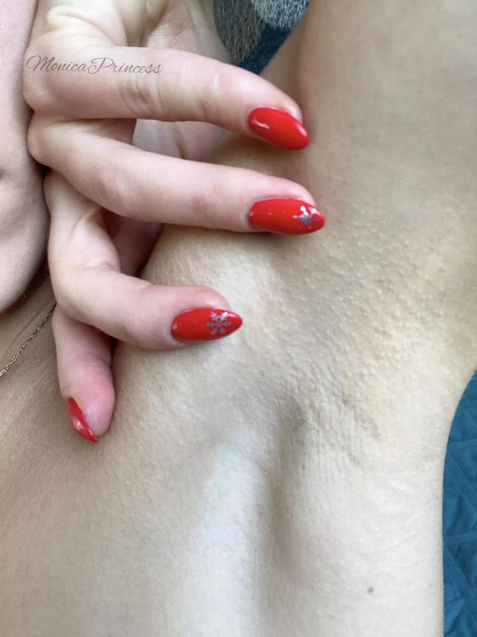 Want to sniff them? 😋 posted by MonicaPrincess