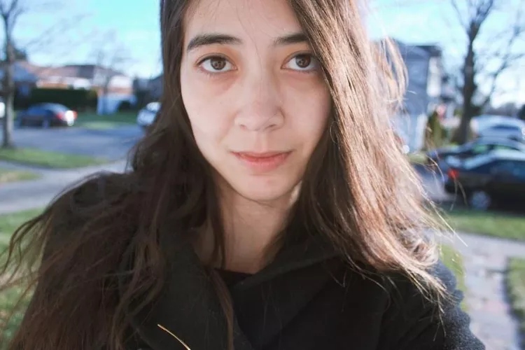 Want to take someone like me home? by theholyromanempire42