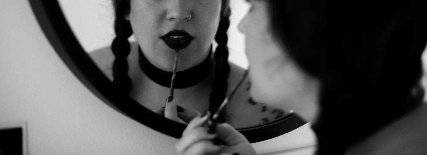 Want to try my new lipstick ? :P by DoublyKinkyOfficial