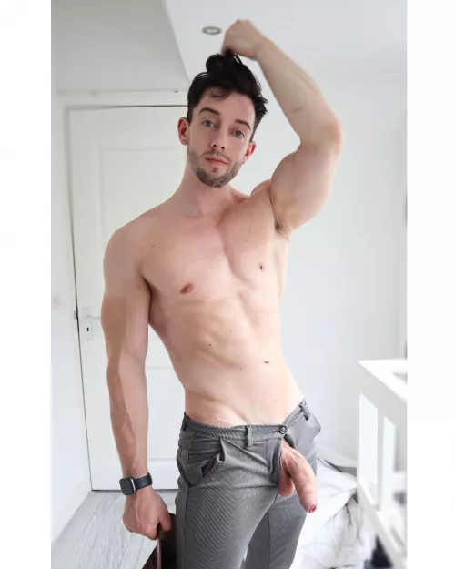 Wanted to show off my Semi ‘through the fly’ by Brammsterr