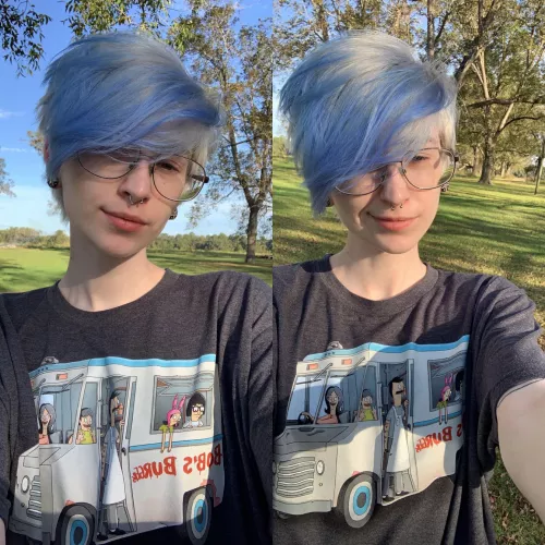 Wanted to show off what I did to my hair!💙🧊 by dejectedwraith