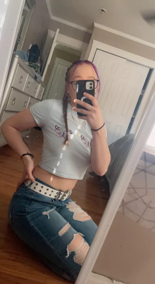 Wanting validation from this group is becoming a new addiction.. 🙈🙈💕 by u1917736