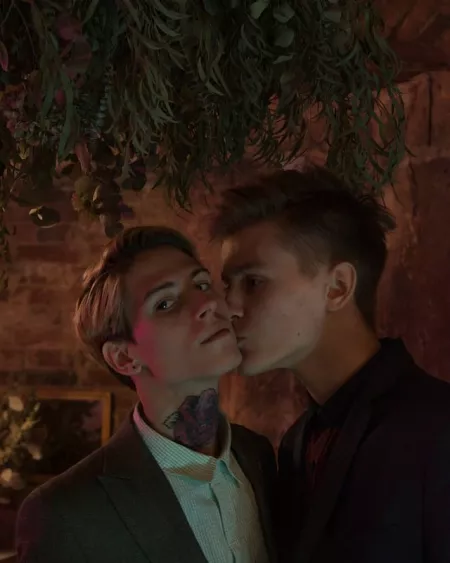 Warm yourself on these cold days) by HotDogsWaitingAport