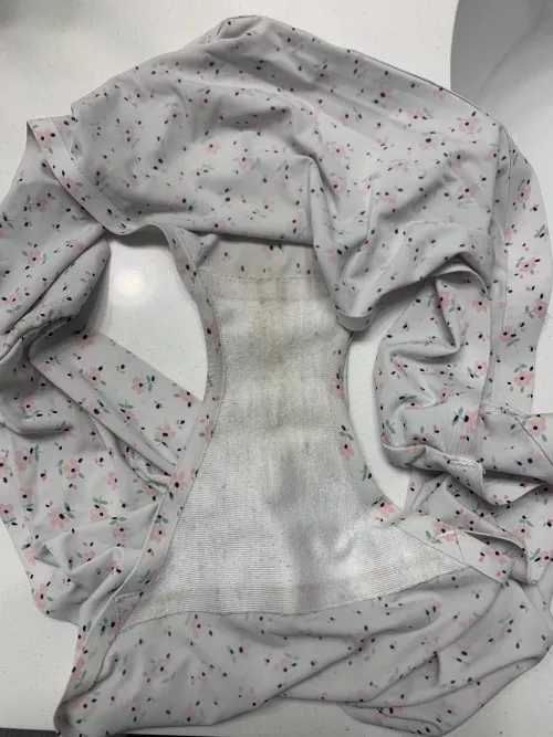 Was a light creamy day by Riding_D