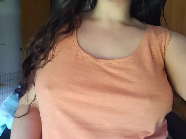 Was about to leave the house when I realised I didn't have a bra on. Came back inside but honestly should I even care?? by extraelle