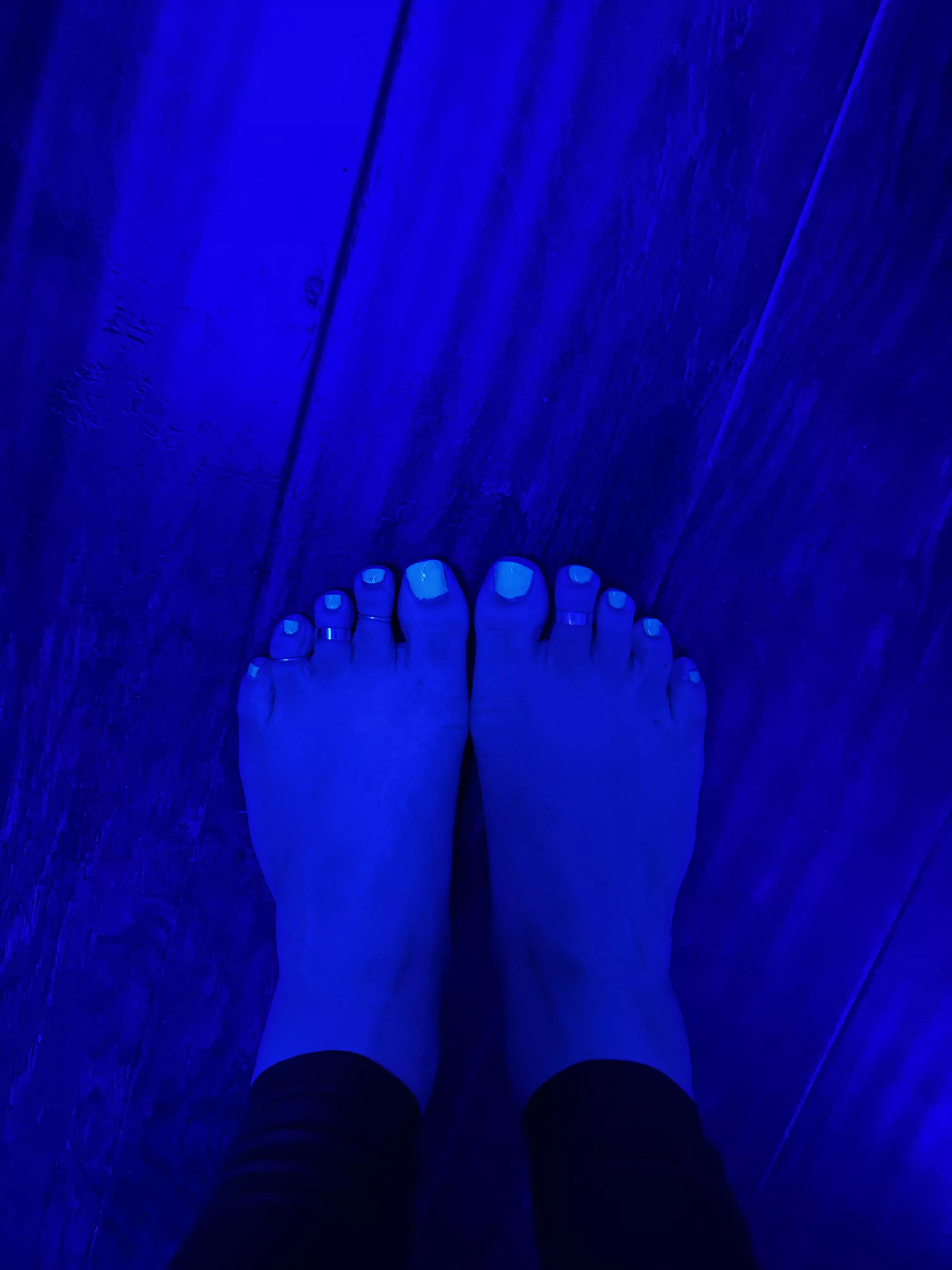 Was bored and decided to play around with the lights 😁 posted by Cool-Chef2242