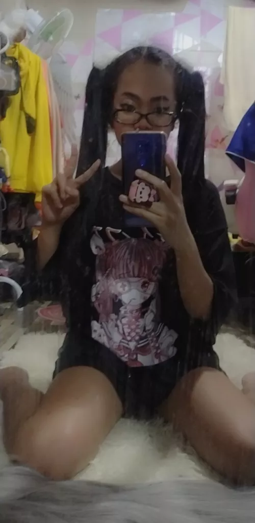 Was feeling kyuuuuuuuuuut. Hihi. I just finished my walk. ❤️🤍❤️ by BroadAd9325