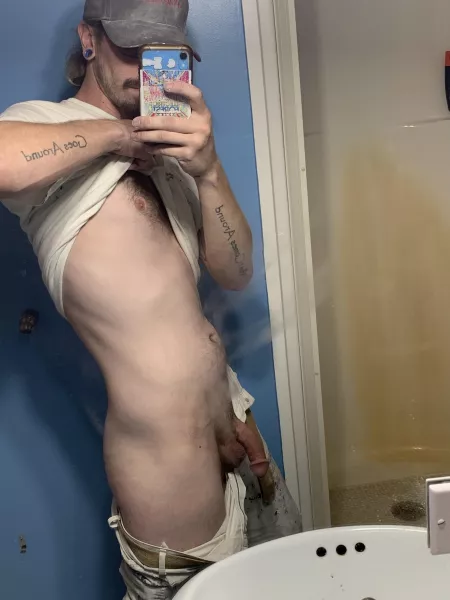 Was feeling naughty at work that day, cum make it hard while my girl watches 🥴 by Givemediamondhands