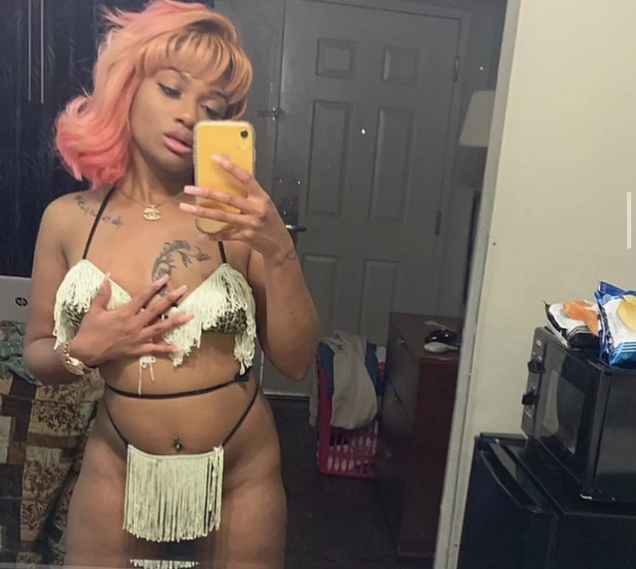 was told I look like my ancestors in this bikini 🥺 then was told to be the n***** slut mom I am and post in it so here 🥰 KIK// FineAssSub posted by FineGhettoSub