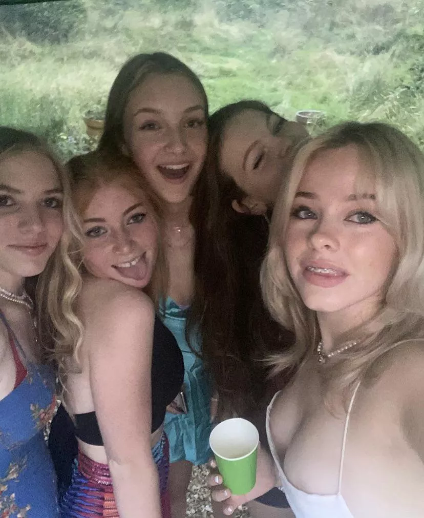 was told my braces would be welcomed here… posted by scarlettryrie