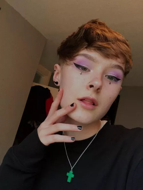 Wassssuuuupppppppppp boiiiisssss🥰 sorry that was cringe lmao by bruceoftheglen3