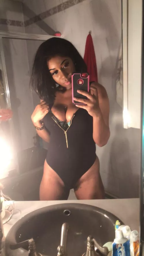 Wat would you do white men just curious ? I'll posy more if I get replies by Moist-Conclusion1556