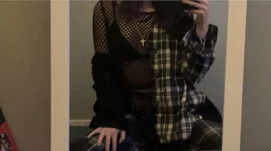 Watch my cross by Kind-Mud-1563