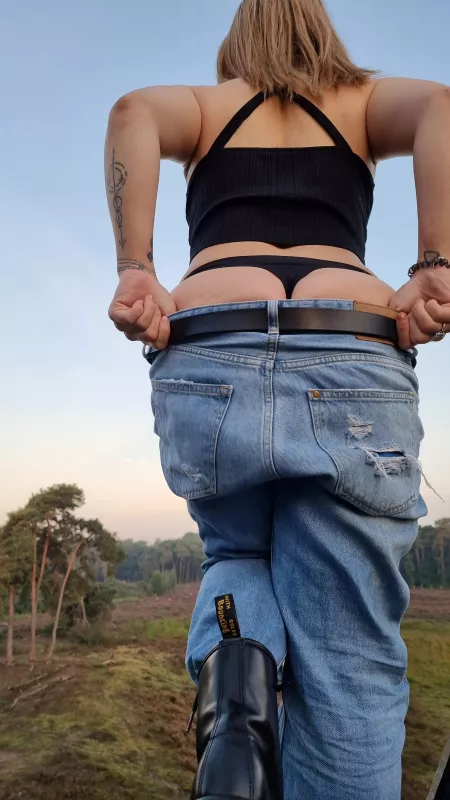 Watch the sunrise with me ☀️ by CY007800