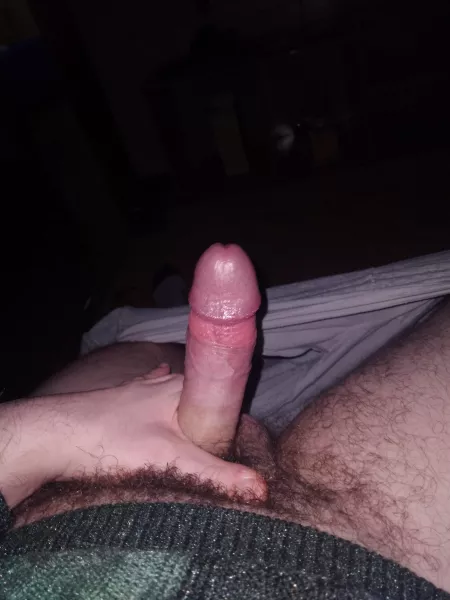 Watching tv by coyoitus