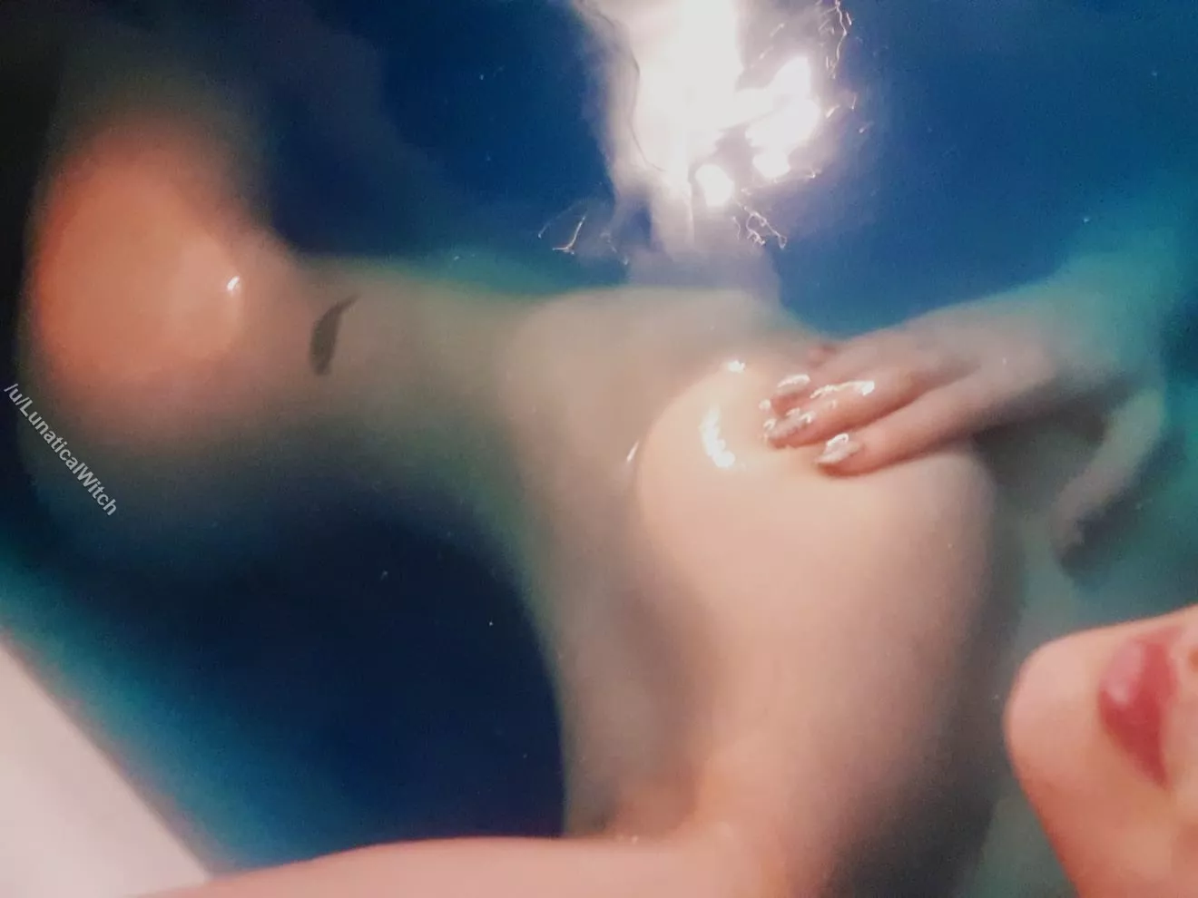 Water games 💦💦 posted by LunaticalWitch