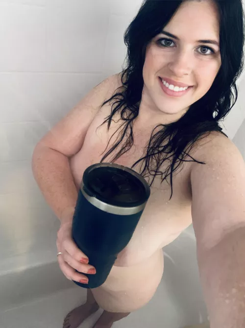 We all heard about shower beers, but what about shower coffee? by Granitestaterxxx
