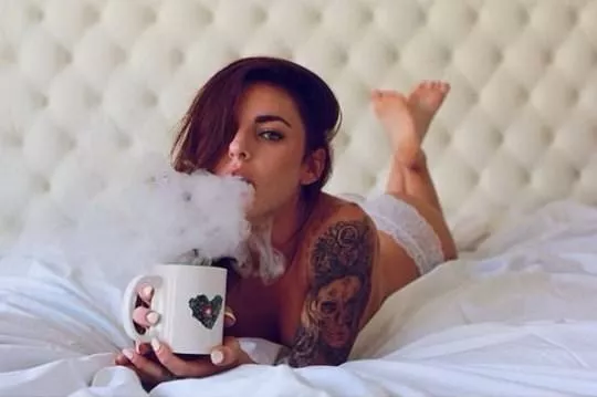 We get it, she vapes posted by bubblr