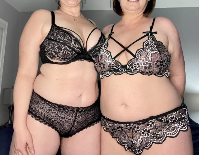 We got fancy! BFFs!!! [f] by Intelligent-Ear-977