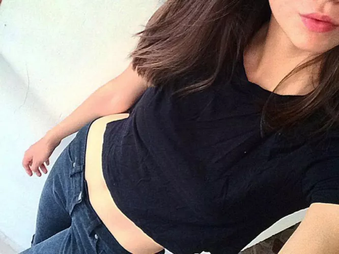 We need to be naked to get some love here ? (Oc) by soldaderyan