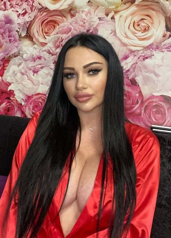 We need to do something about the robe 👘 posted by bOmbaHOOT