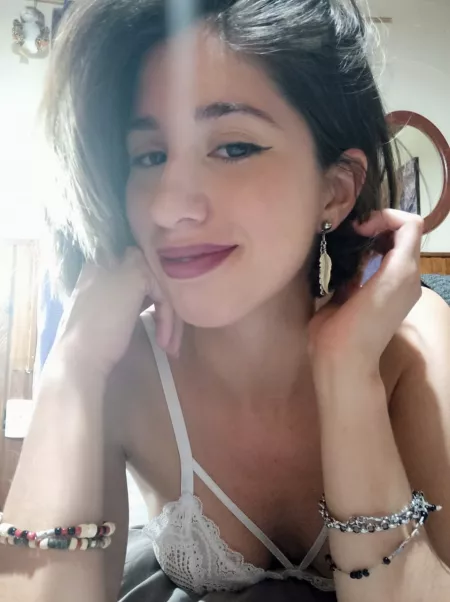 We short hair chicks are hotter, don't you think? by Sweet_Mia