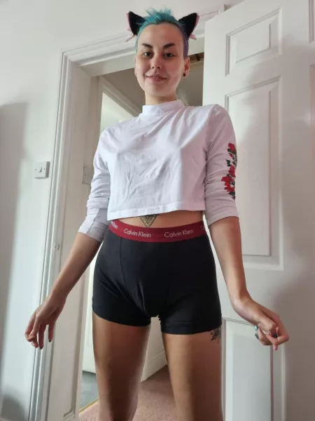 Wearing Daddy’s boxers has definitely unlocked a new kink 😳😻 by kittenillustrated