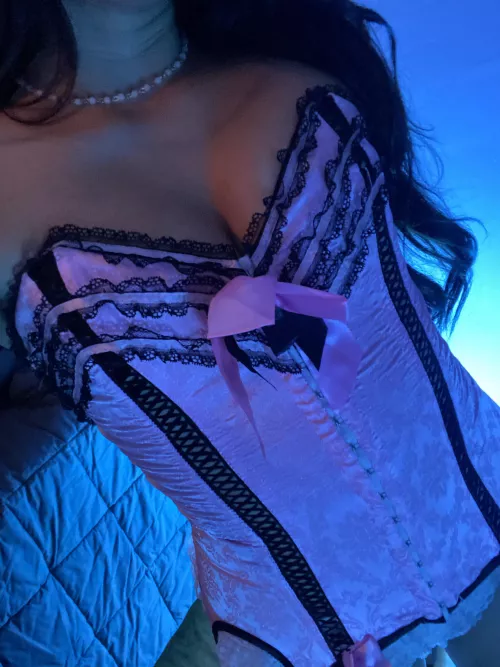 Wearing my favorite 🎀 by KaliwithaK18