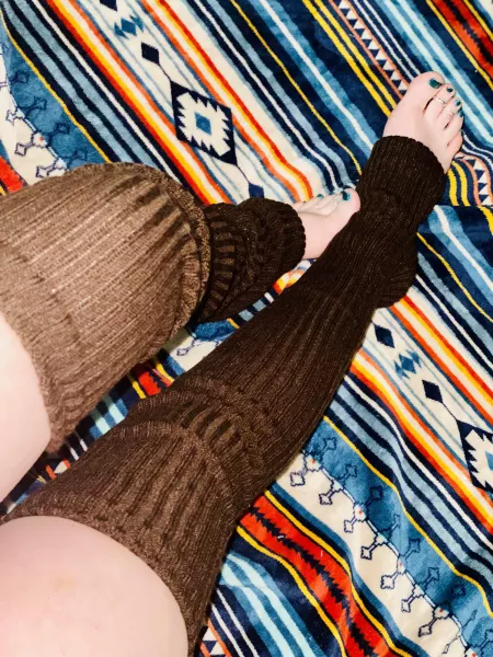 Wearing nothing but leg warmers, i love fucking around with a man after a fresh pedicure by uberrr_fubarrr