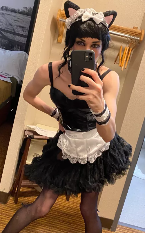 Welcome home master :3 by Notyetcorpse