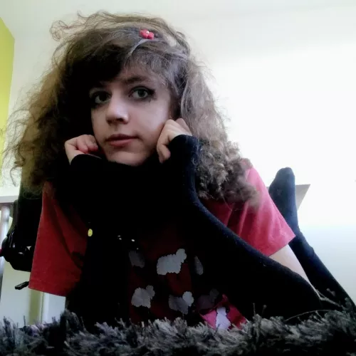 welcome to the floor! population 2! 🌺😸 by sammy0panda