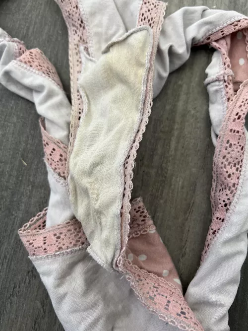 Well coloured and full of sent. Bbw wife by Organic_Hotel_2729