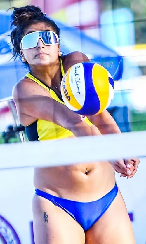 Well fitting bottoms by ohjioh