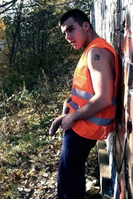 “Well hung Tradie “ … by neilfromsydney2003