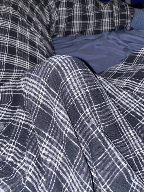 well i guess there is something big underneath 👀 by AdGreat69