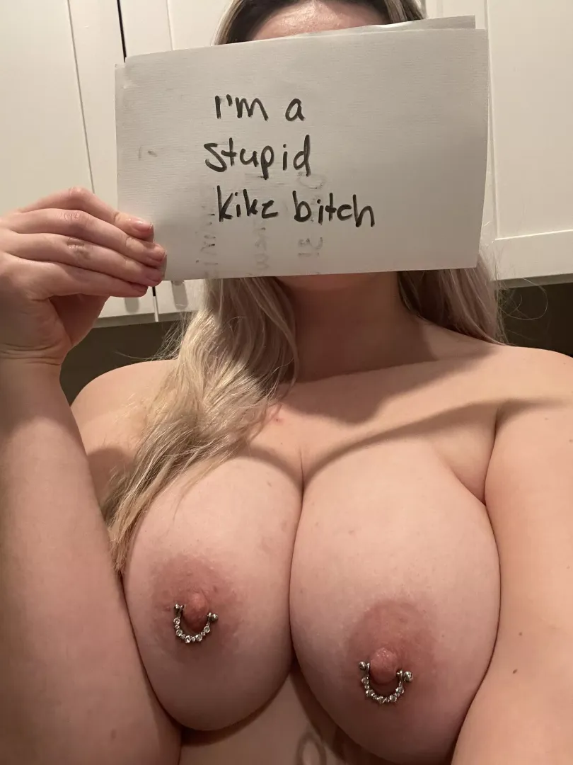 well, this is embarrassing posted by _feministbimbo