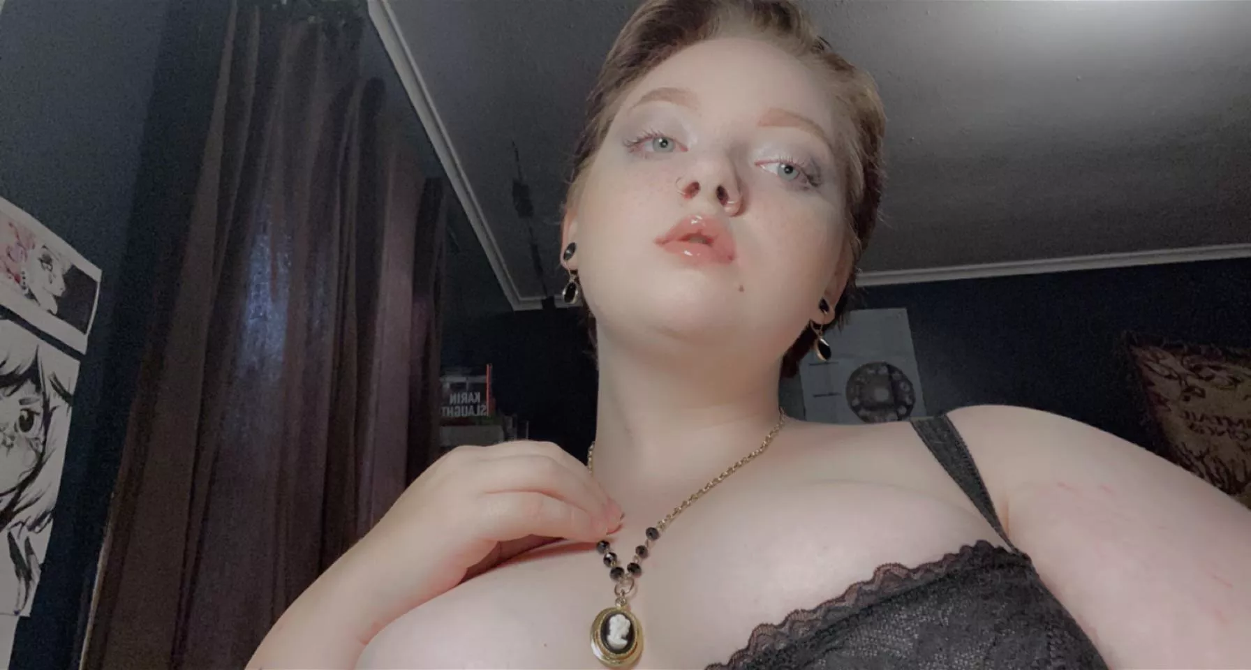 Well? Wanna start licking? posted by ChristieTheQueen